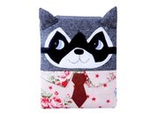 Ipad case / sleeve raccoon "working boy" - in tweed
