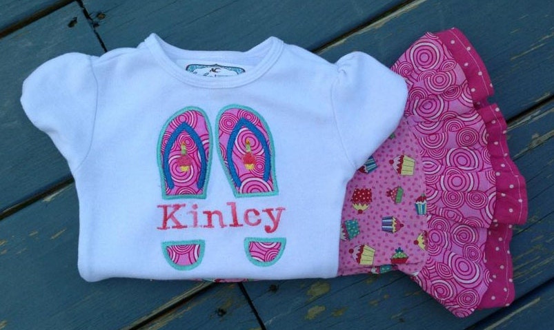 Flip Flop Outfit Set - Boutique Custom Toddler baby clothes - Ruffle Pants and Embriodered Shirt 6-12 mo 18 mo 24 mo 2t 3 4 5 6