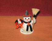 Vintage Style Halloween Snowman with Broom and Wreath Novelty Decoration BLACK Scarf