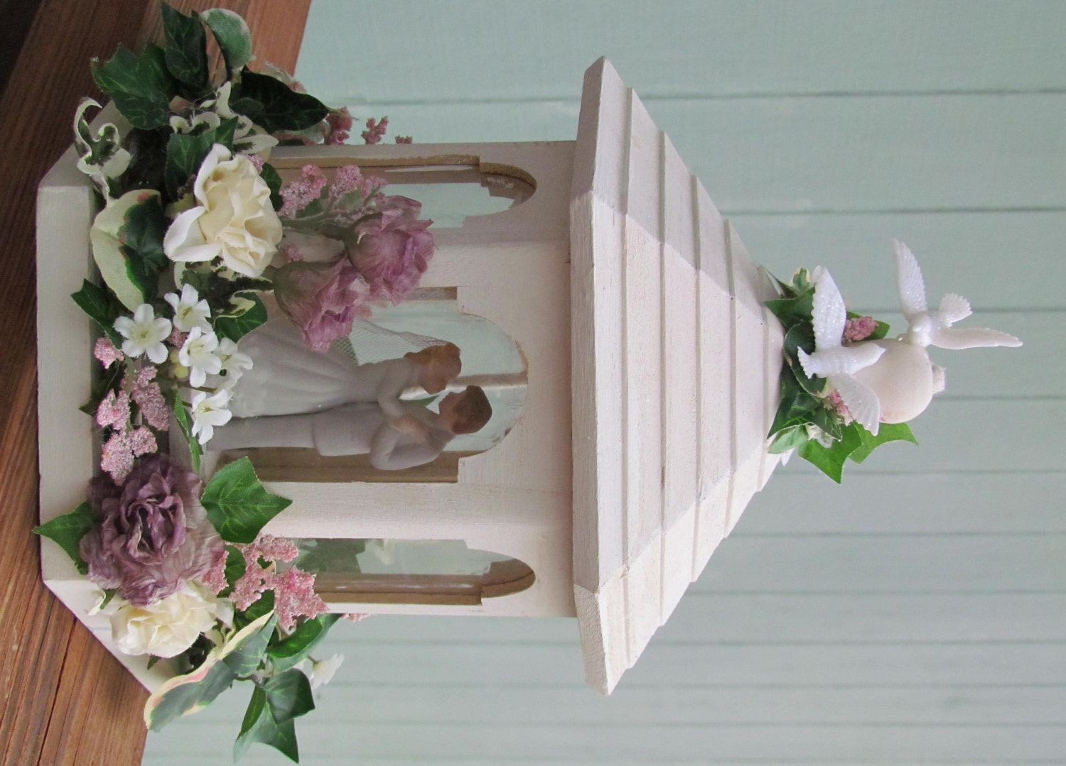 Roombox Miniature Victorian Birdhouse Wedding Cake Topper