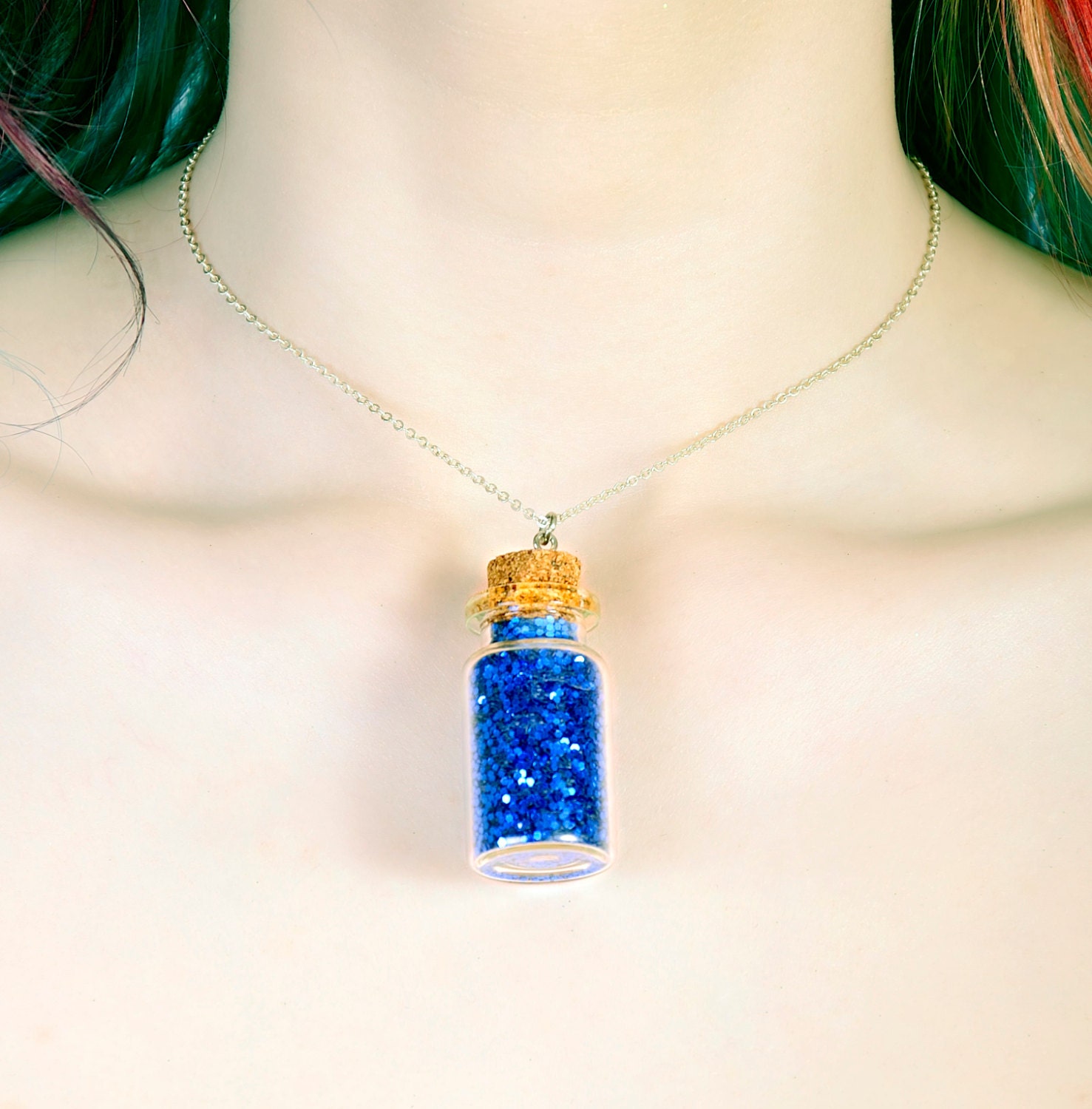 Blue Lagoon Shimmy Shimmer Pot Necklace - Glitter