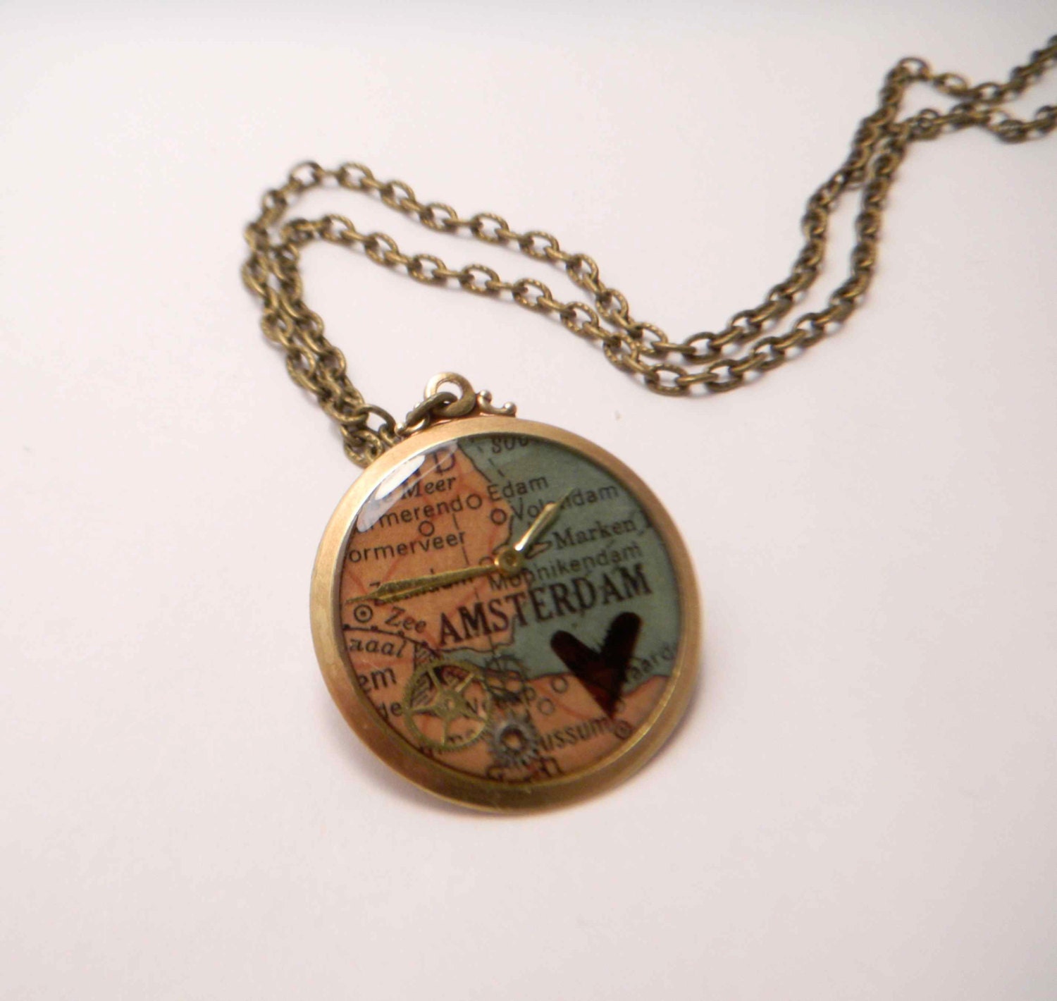Where the Heart is Amsterdam Necklace