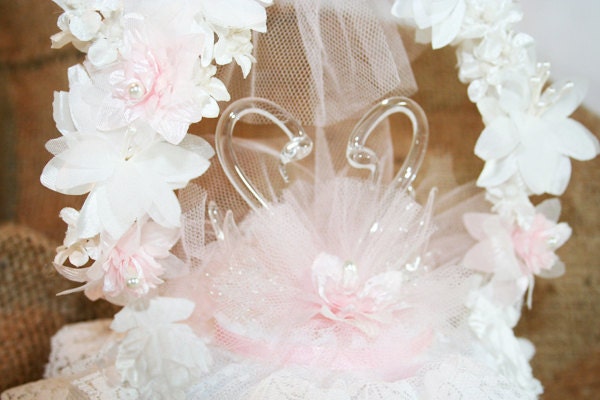Wedding Cake Topper, Glass Swans form a Heart