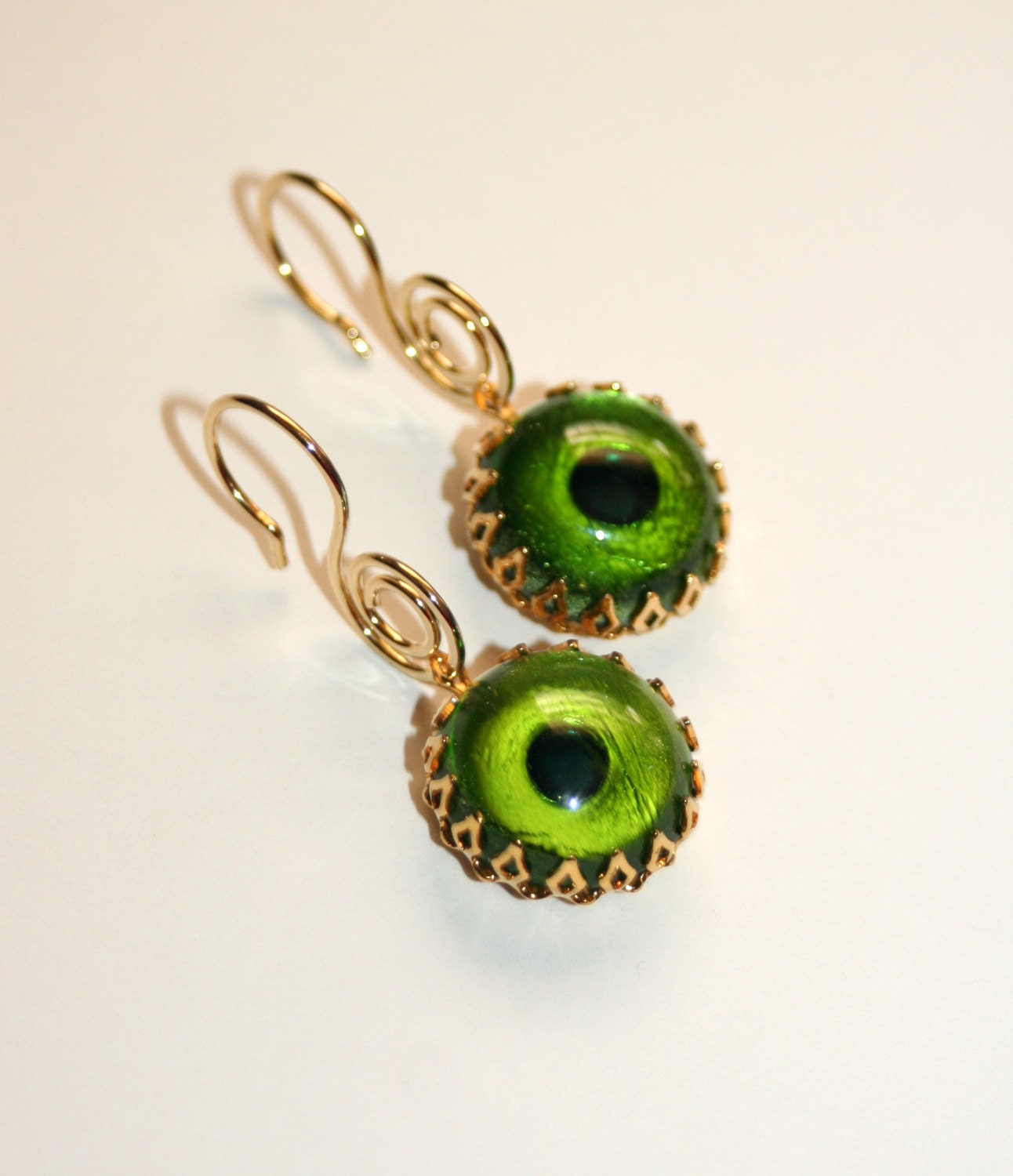 Vintage huge 18mm Czech Peacock eye green glass Spiral wire gold earrings