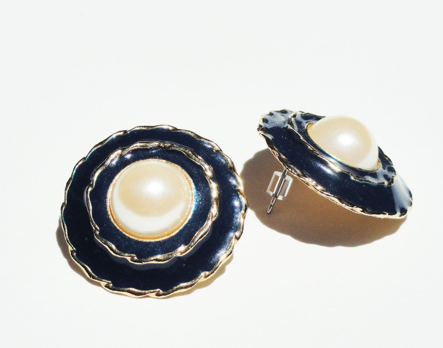 Vintage Nautical Post Earrings White Blue Gold Tone Round Circle Rope Knots Patriotic Sailing Boating 4th of July