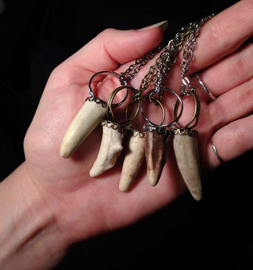 SILVER Lace Cameo Set Deer Antler Tip Adjustable Ring and Pendant Necklace