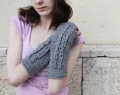 extra soft heather grey fingerless gloves with cable decoration