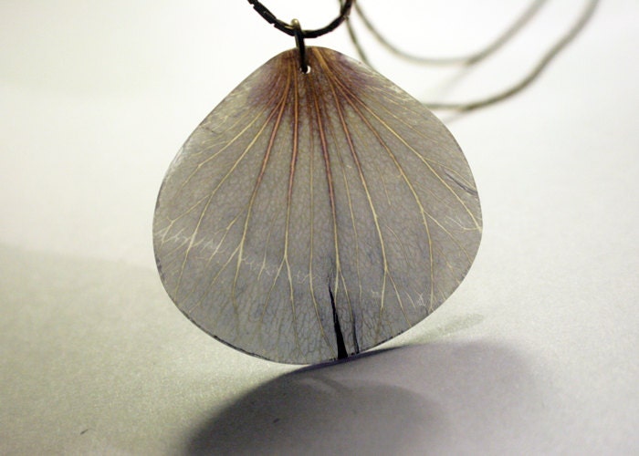Blue Hibiscus Necklace - real petal necklace - Shrub althea (Hibiscus syriacus) - small