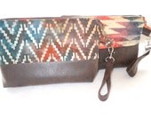Southwest  Zig Zag Zipper Clutch