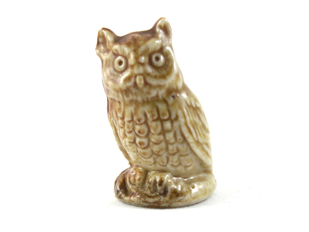 Wade Whimsies - Owl Bird - Miniature Figurine 1970s