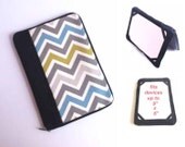 kindle cover/ nook/ ipad mini/ other HARD CASE (FREE personalization) - zig zag