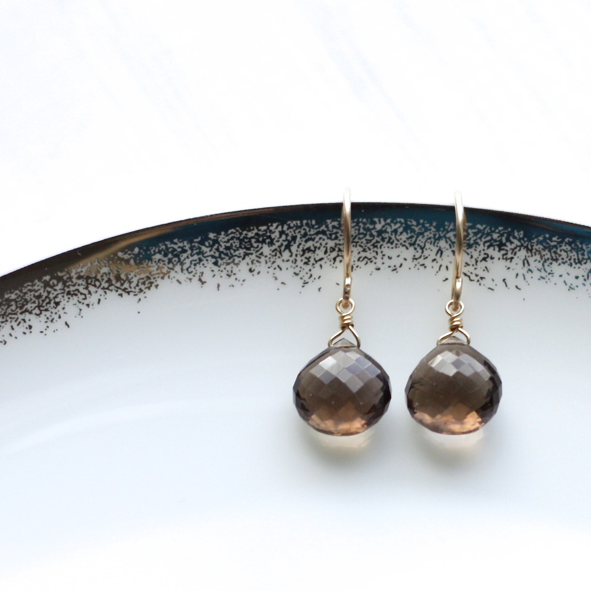 MOCHA DROP - smokey topaz gold simple earrings