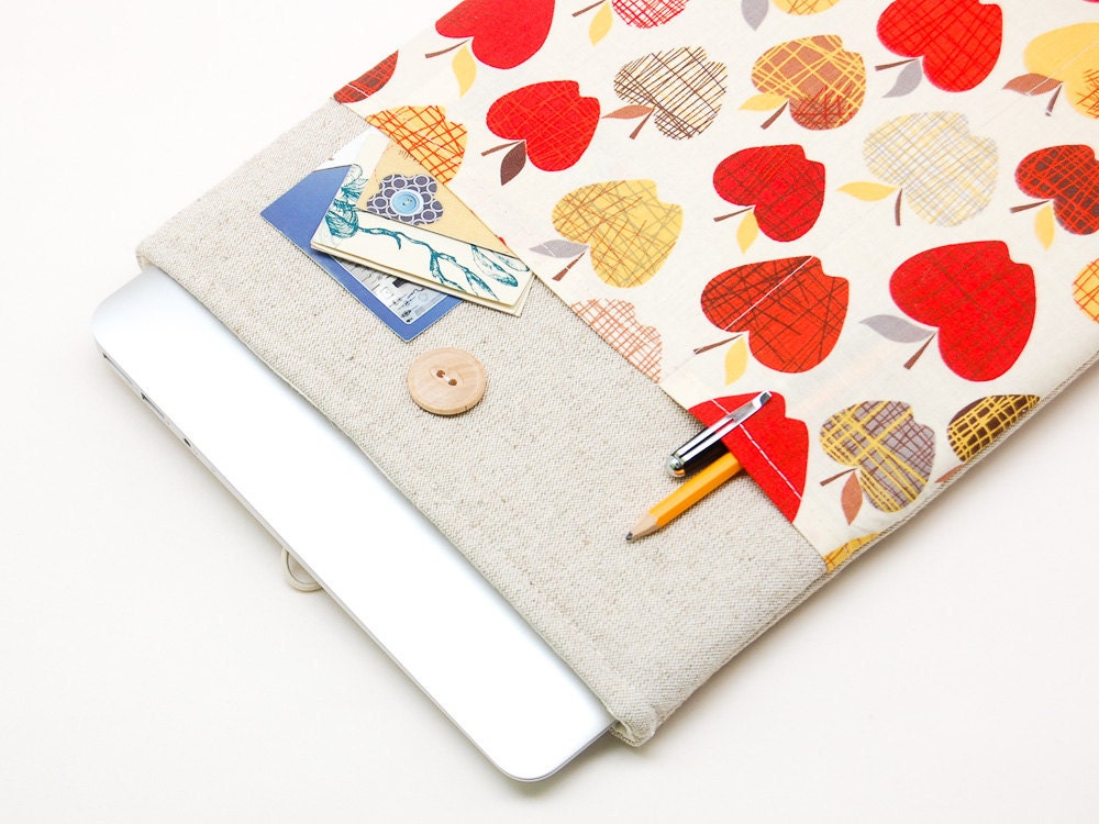 13 inch Macbook Pro case. Linen Macbook 13 sleeve with apples pocket and button closure. Custom order is available.