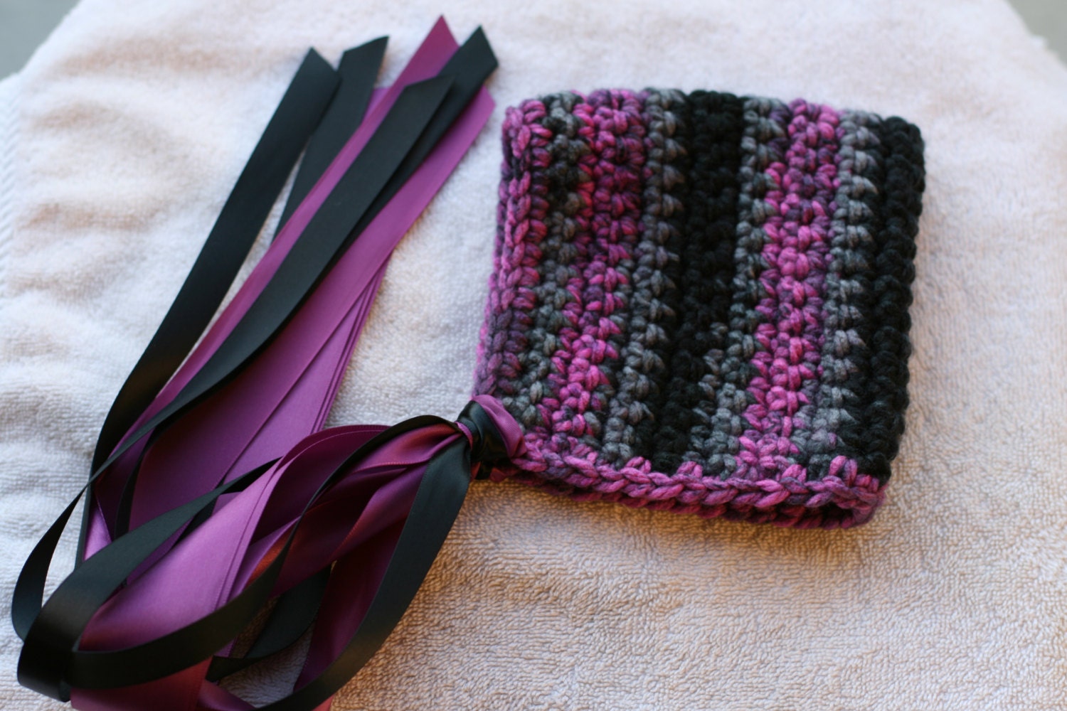 Bonnet newborn-3 months Purple black grey ribbon accents