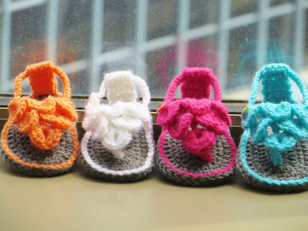Crochet Booties Pattern, Crocodile Stitch Booties, INSTANT DOWNLOAD, Crocodile Stitch Baby Sandals