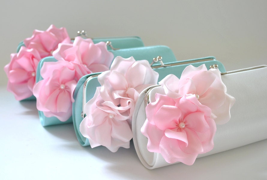 Set of 4 Small Bridesmaids clutches / Wedding clutch - Off white - Light blue and Shades of pinks - CUSTOM COLOR