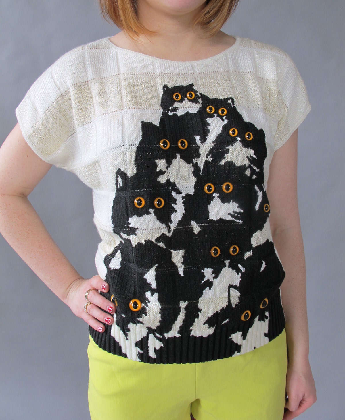 White and Gold Kitty Sweater. One of a kind vintage. S
