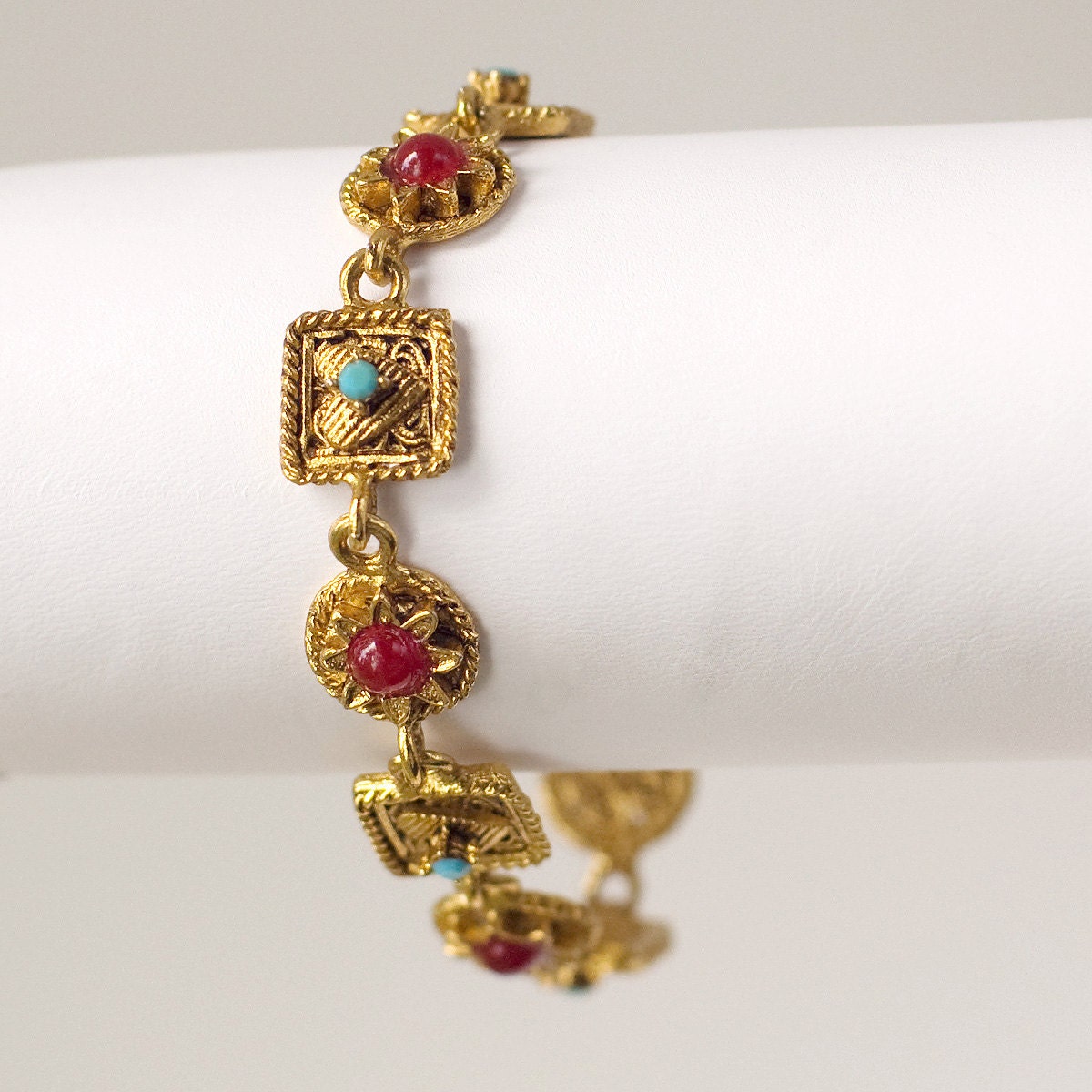 Vintage LJM Signed Gold Toned Bracelet