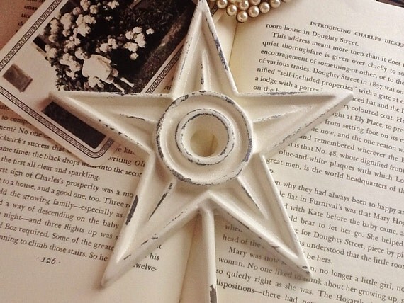 Shabby Cream Star Wall Hook - Bright Cast Iron Star - Distressed Shabby - Metal Wall Hook- Nautical- Winter -Cottage Decor