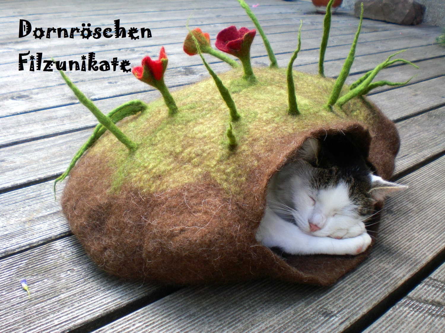 TUTORIAL- how to felt the most beautiful catcave,designed by Dornröschen Filzunikate-the original