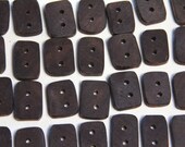 6 small walnut buttons