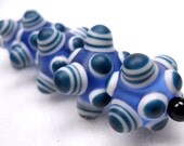 American Trade Bead - Connecticut - Strand of 5 beads. Solid boro glass lampwork.