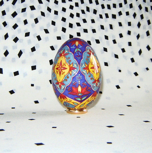 Art deko pattern. Duck egg. Easter eggs.