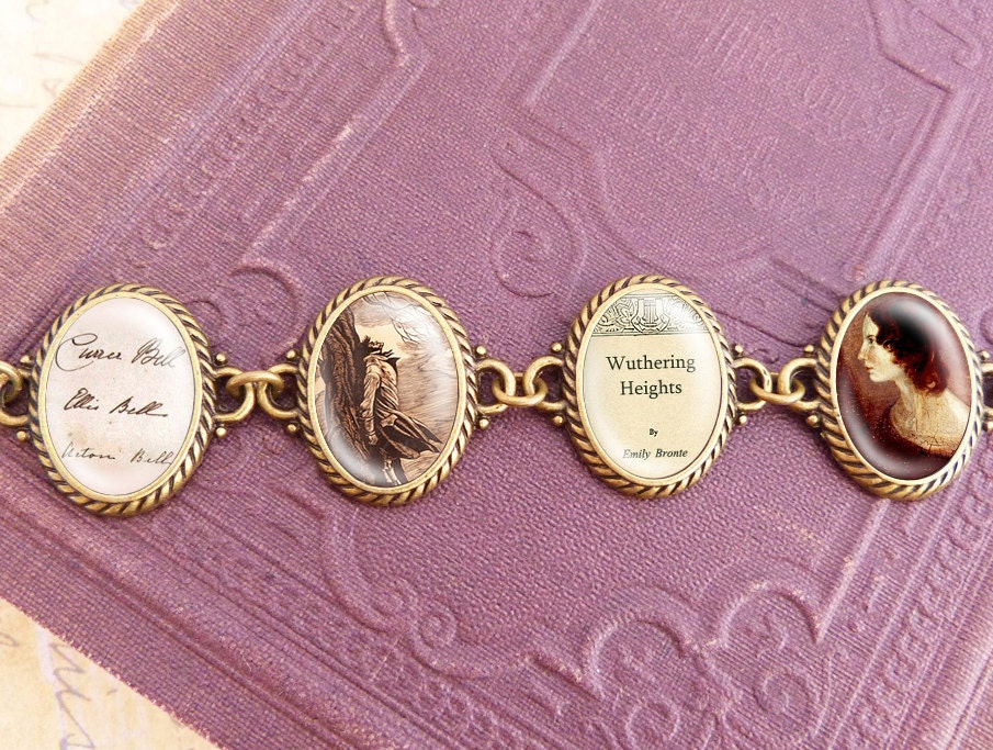 Emily Brontes "Wuthering Heights" - Vintage Bracelet