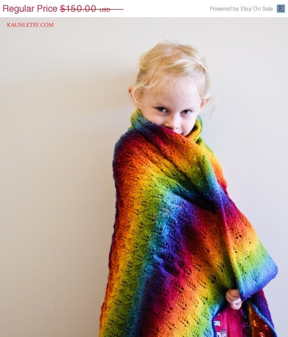 ON SALE Hand knitted Baby Blanket. Wool Afghan, FREE Shipping Worlwide