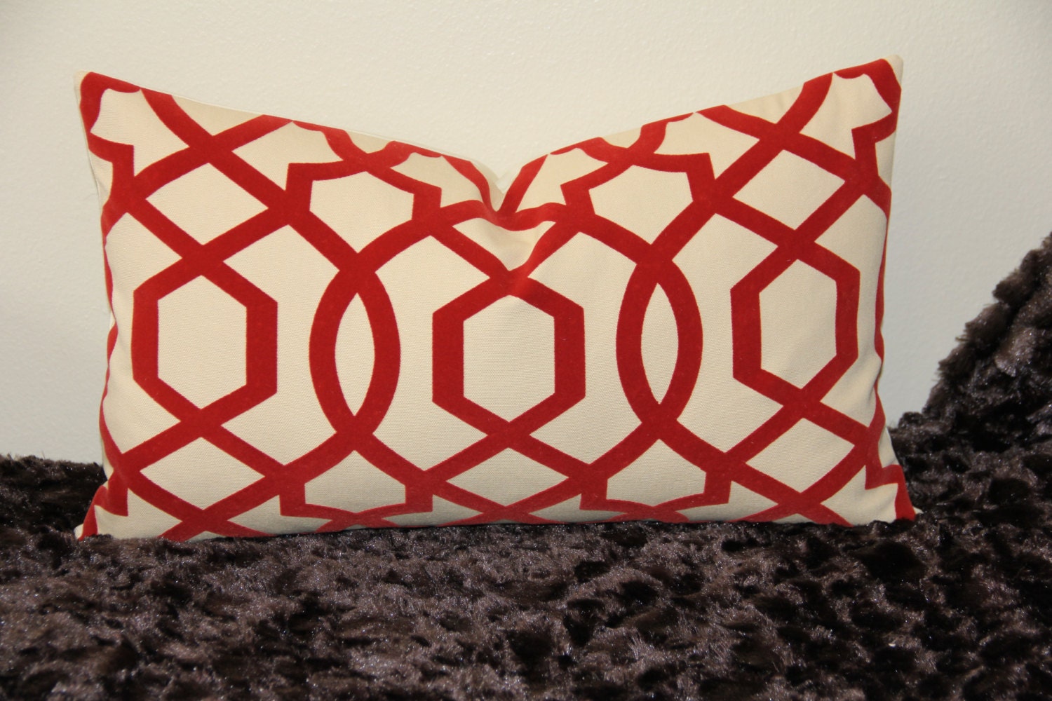 Iman Sultana Amaryllis - 12" x 20" -Decorative Designer Lumbar Pillow Cover - Red and Cream Lattice