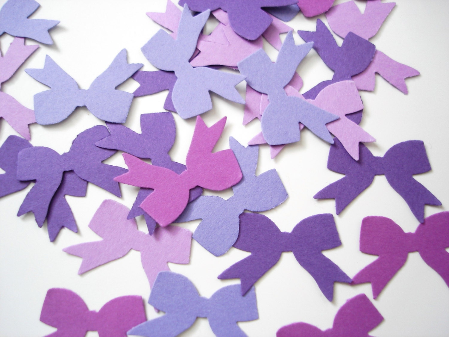 100 Mixed Purple Bow punch die cut confetti scrapbook embellishments party supplies - No797