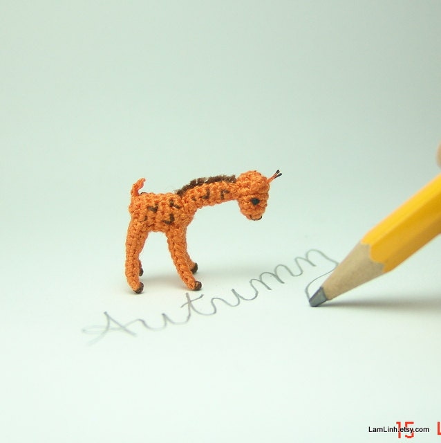 1.2 inch crochet giraffe - tiny amigurumi miniature animal
