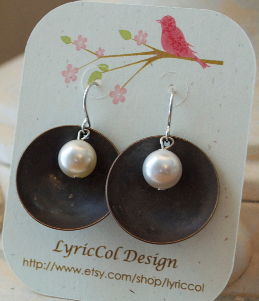 Black Pearl Earring