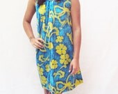 15% off Memorial Day Sale Vintage 50s Hawaiian Barkcloth Mini Dress Sm Med Shift Tent Dress 60s