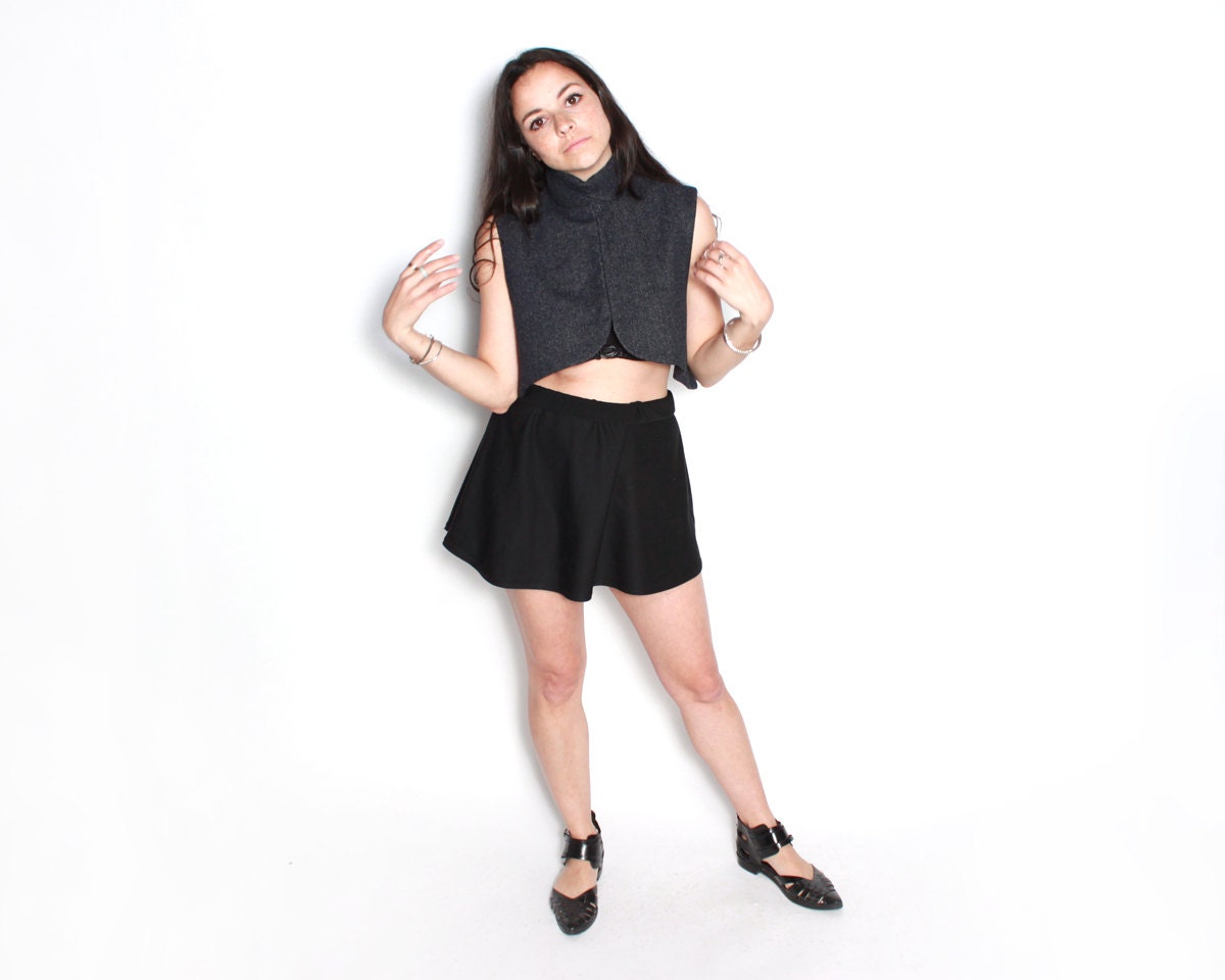Crop Top in Wool with Collar - Navy and Black - Small sm