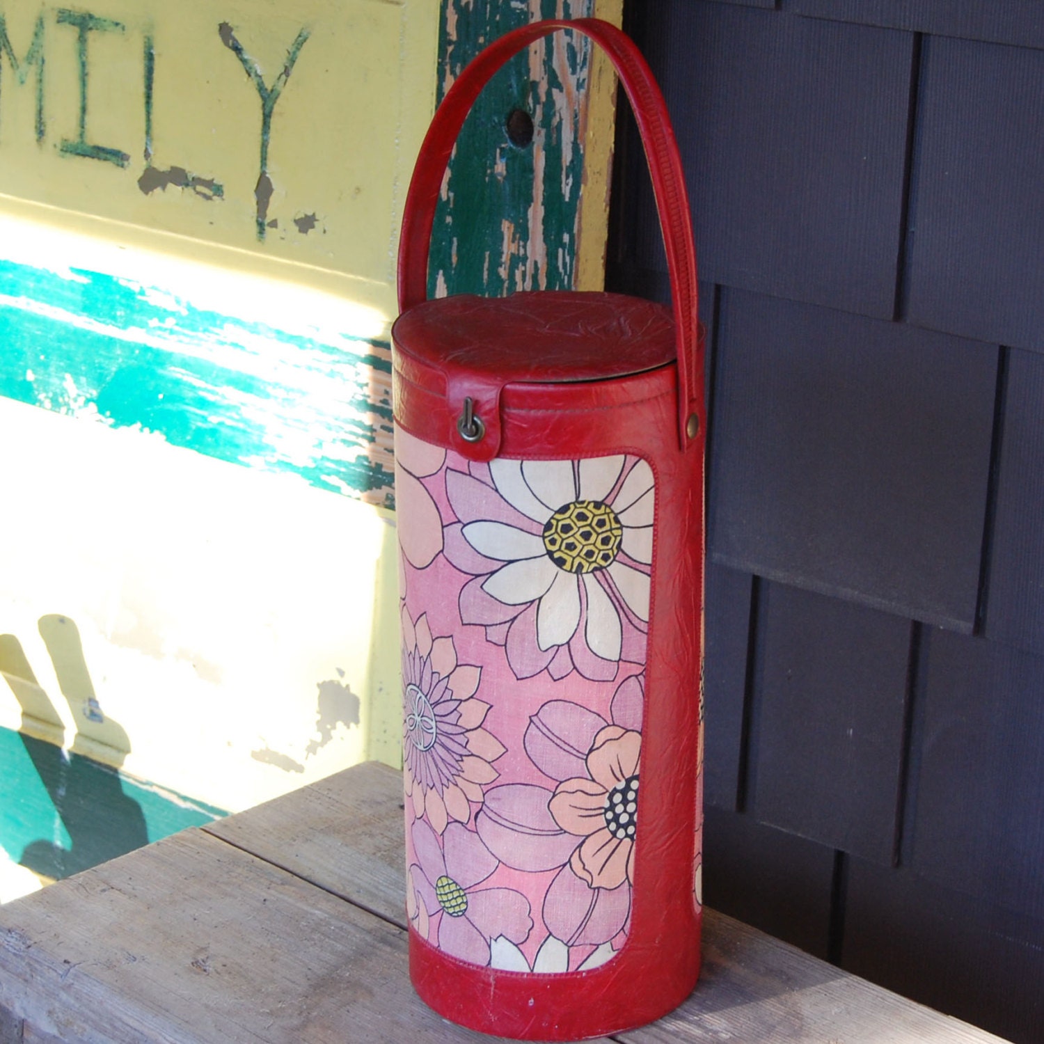 Vintage Knitting Needle and Yarn Holder, Hippy Flower Power Tote