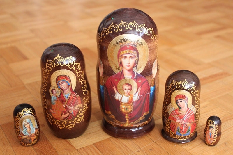 Mother of God Icon  Nesting dolls  Babushka dolls set of 5