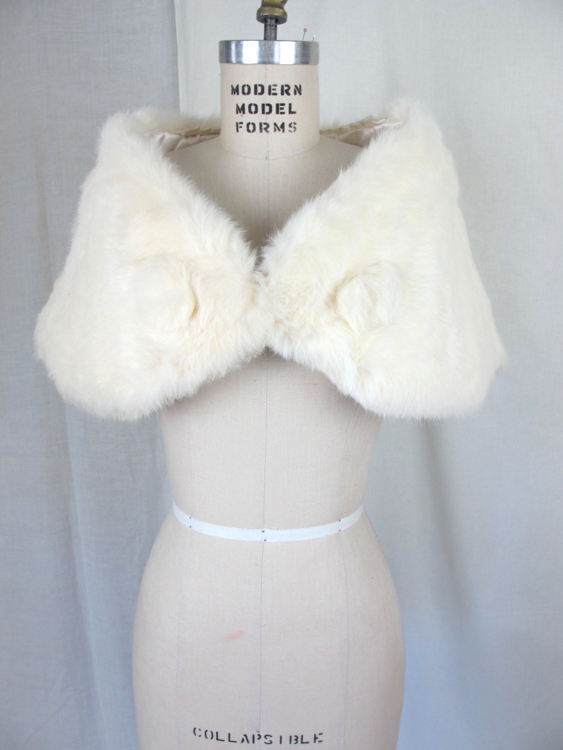 1950s 60s White Rabbit Fur Wrap Stole Wedding