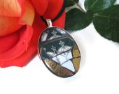 Pendant Gold Green Broken China Mosaic Jewelry Mother's Day Romantic Necklace Wearable Art