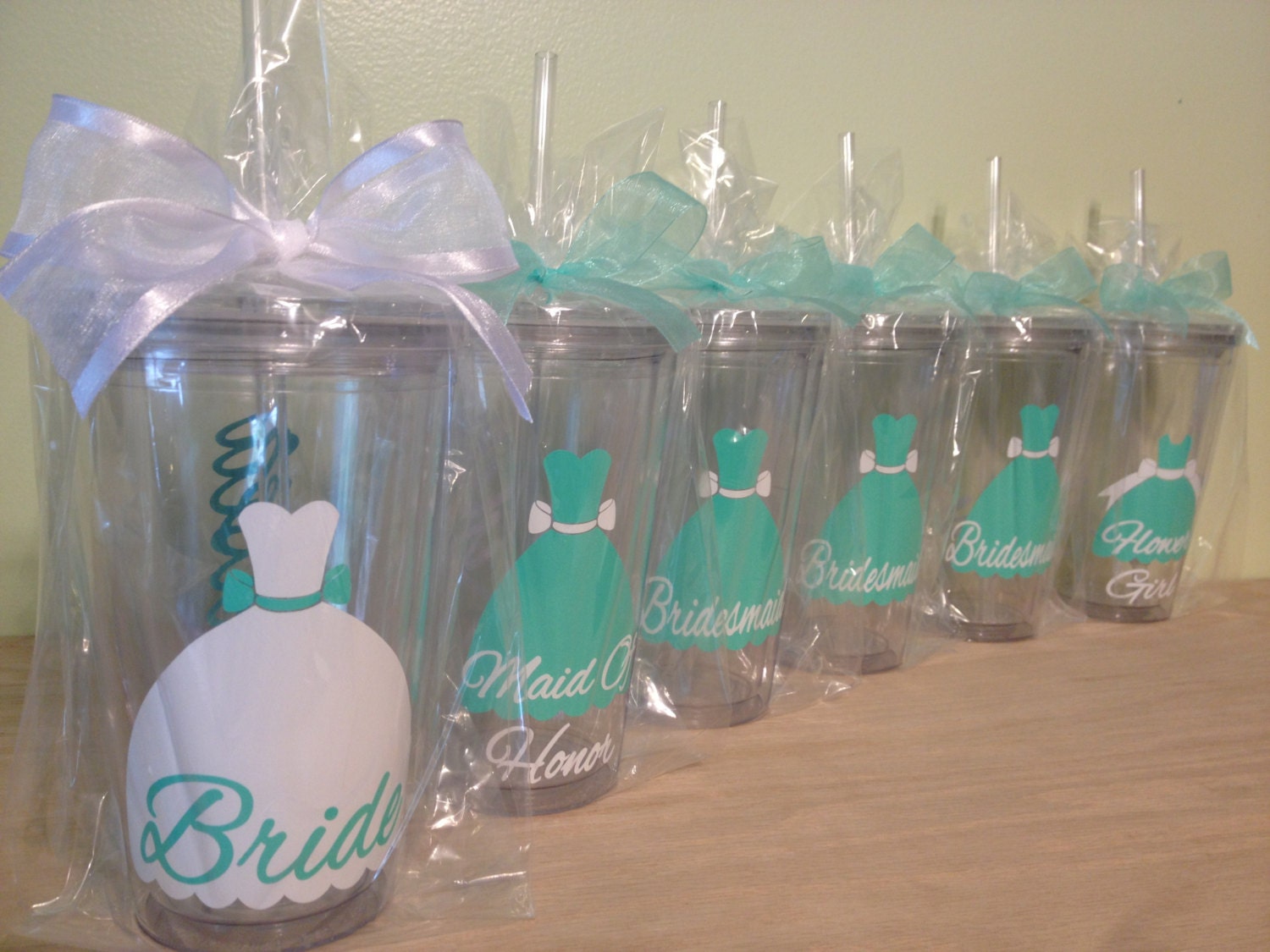 Personalized acrylic tumbler 16oz w/ lid and straw - Bridesmaid, bride, Flower girl dress, name or monogram, Bridal party gift