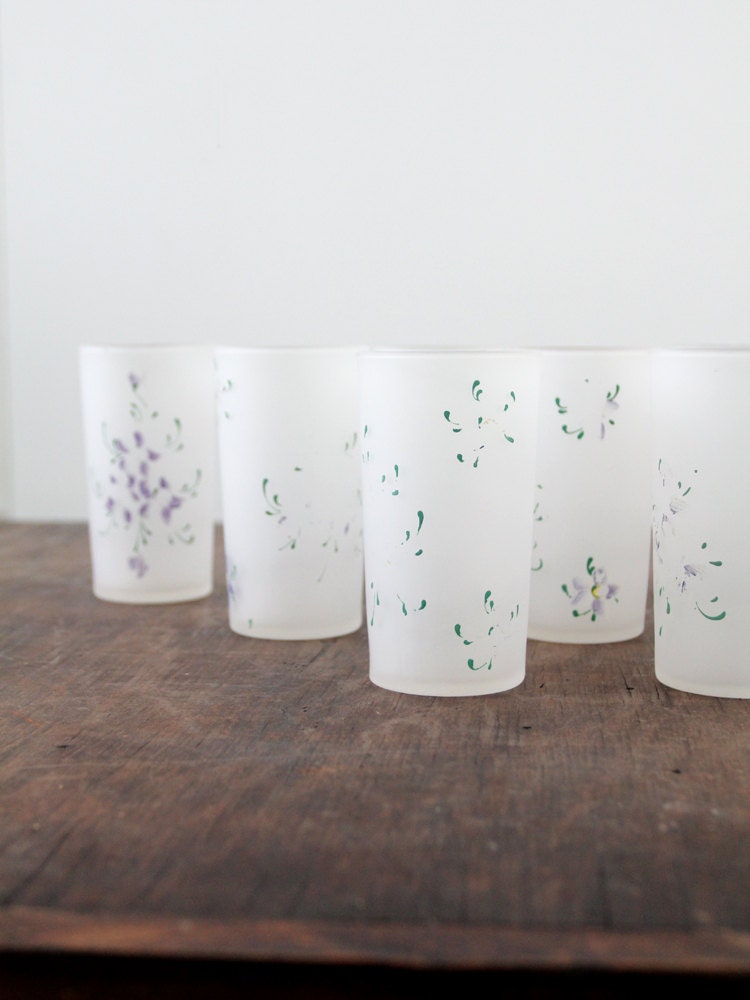 Frosted Drinking Glasses / Vintage Federal Painted Juice Glasses