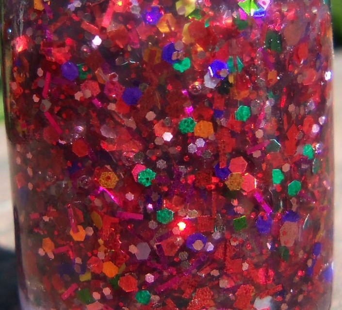 MINI Rosebud Glitter Nail Polish
