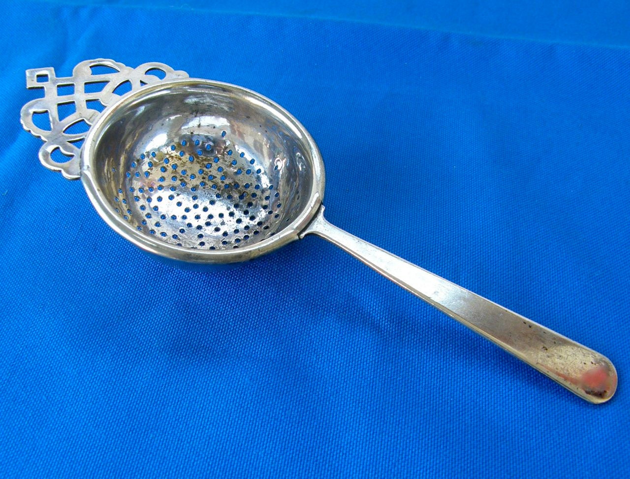 SILVER TEA STRAINER Fancy Top Deep Well Straight Handle