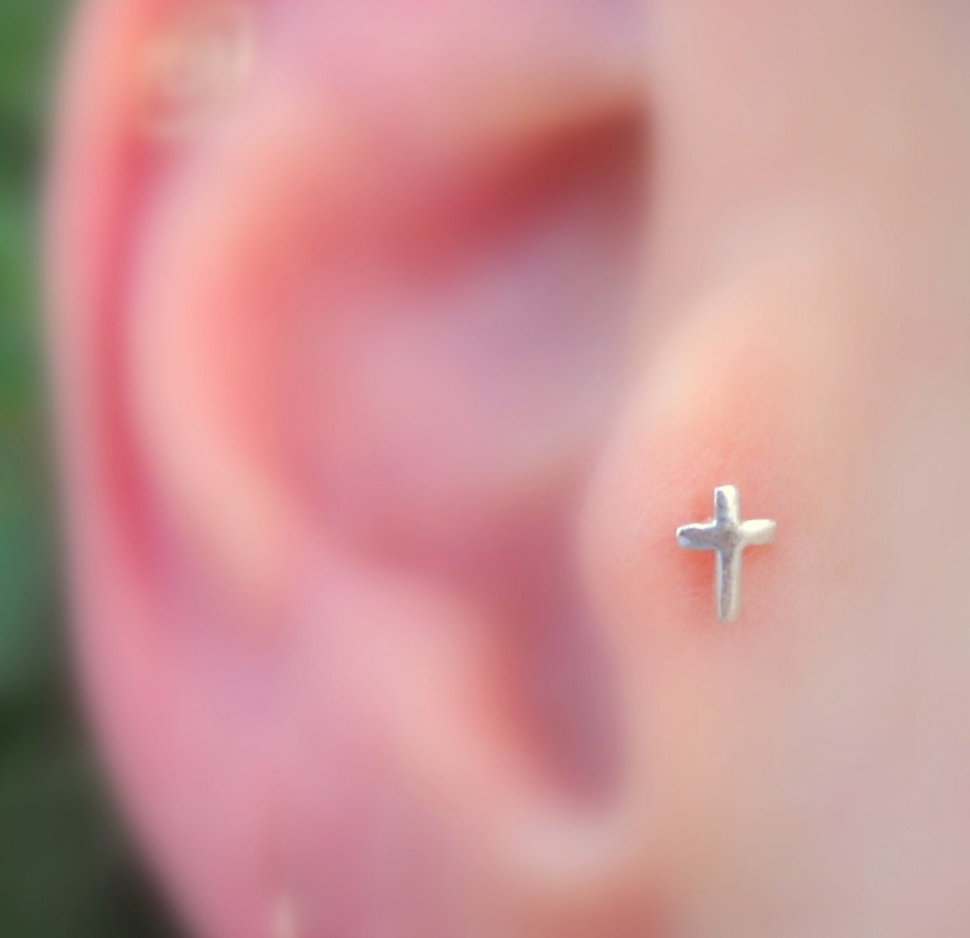 Tragus/Nose Ring/Cartilage Earring Sterling Silver Cross Stud