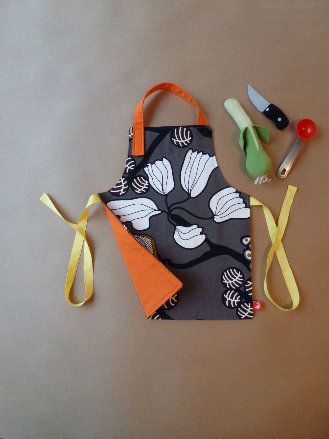 Kids Apron Size 2T-4T, Grey Floral Print with Orange Cotton Lining and Neck Strap, Yellow Waist Tie