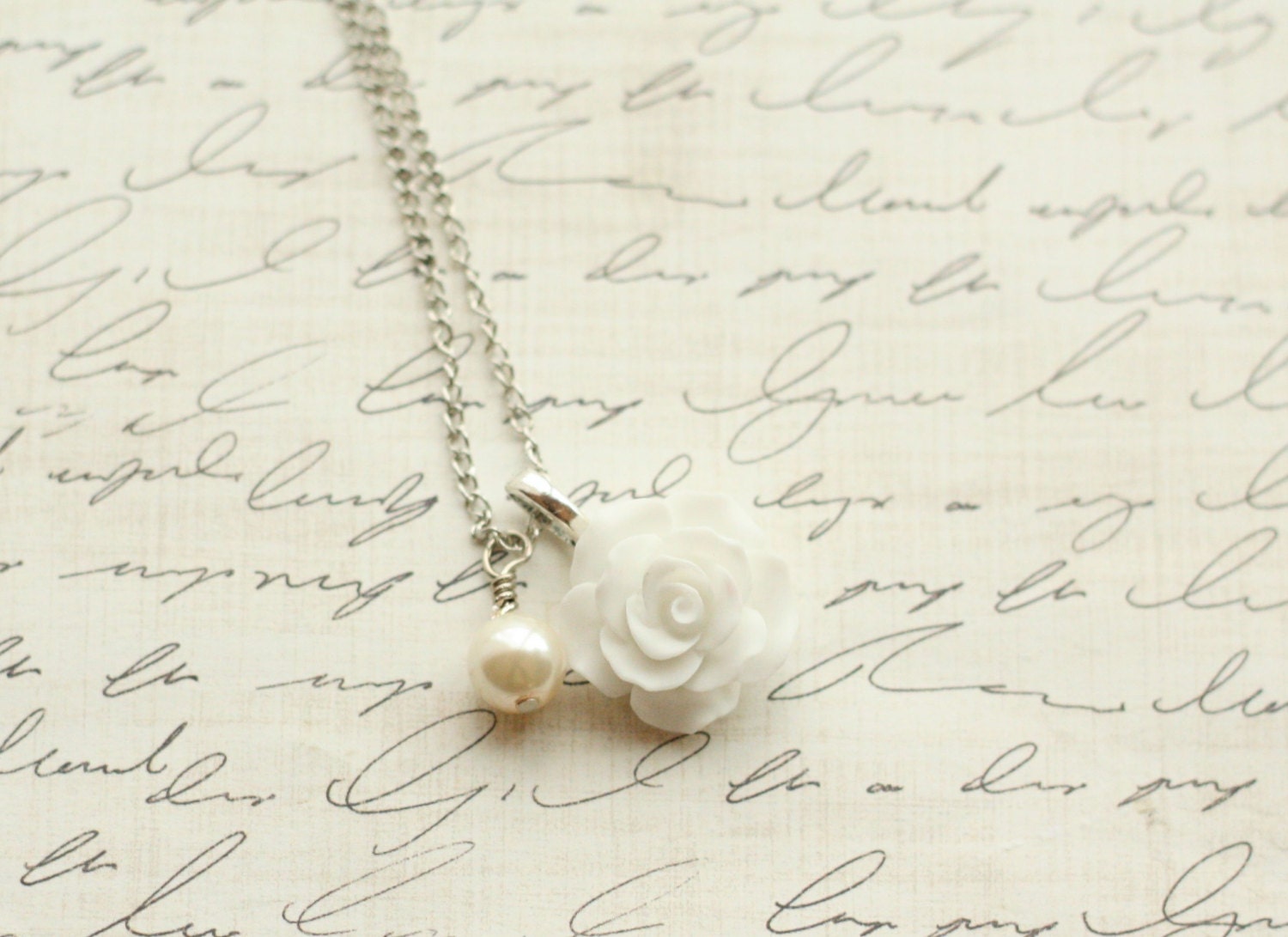 White Rose Necklace - Bridesmaid Necklace - Flowergirl Necklace - White and Ivory Wedding - Vintage Wedding - White Bridal Necklace