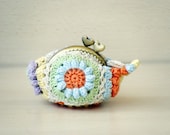 Flowers Kiss lock coin purse crochet pastels granny squares