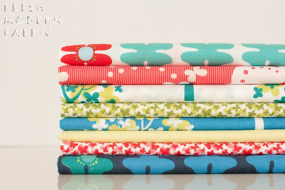 SALE Fat Quarter Bundle Just Wing It, 8 Pieces, Momo for Moda Fabrics, 100% Cotton Fabric