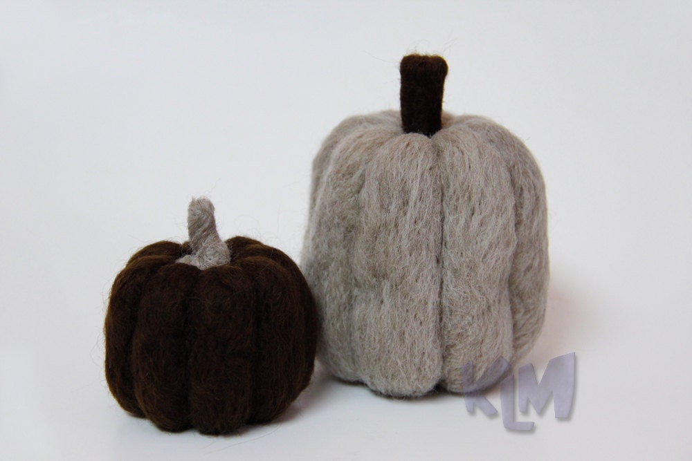 Needle Felted Wool Pumpkins Oatmeal & Brown Gourd Fall Autumn Thanksgiving Felt