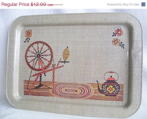 ON SALE Vintage tv tray/old fashion spinning wheel and teapot tin tray/metal lap tv tray with burlap background/17 1/4" x 12 1/2"